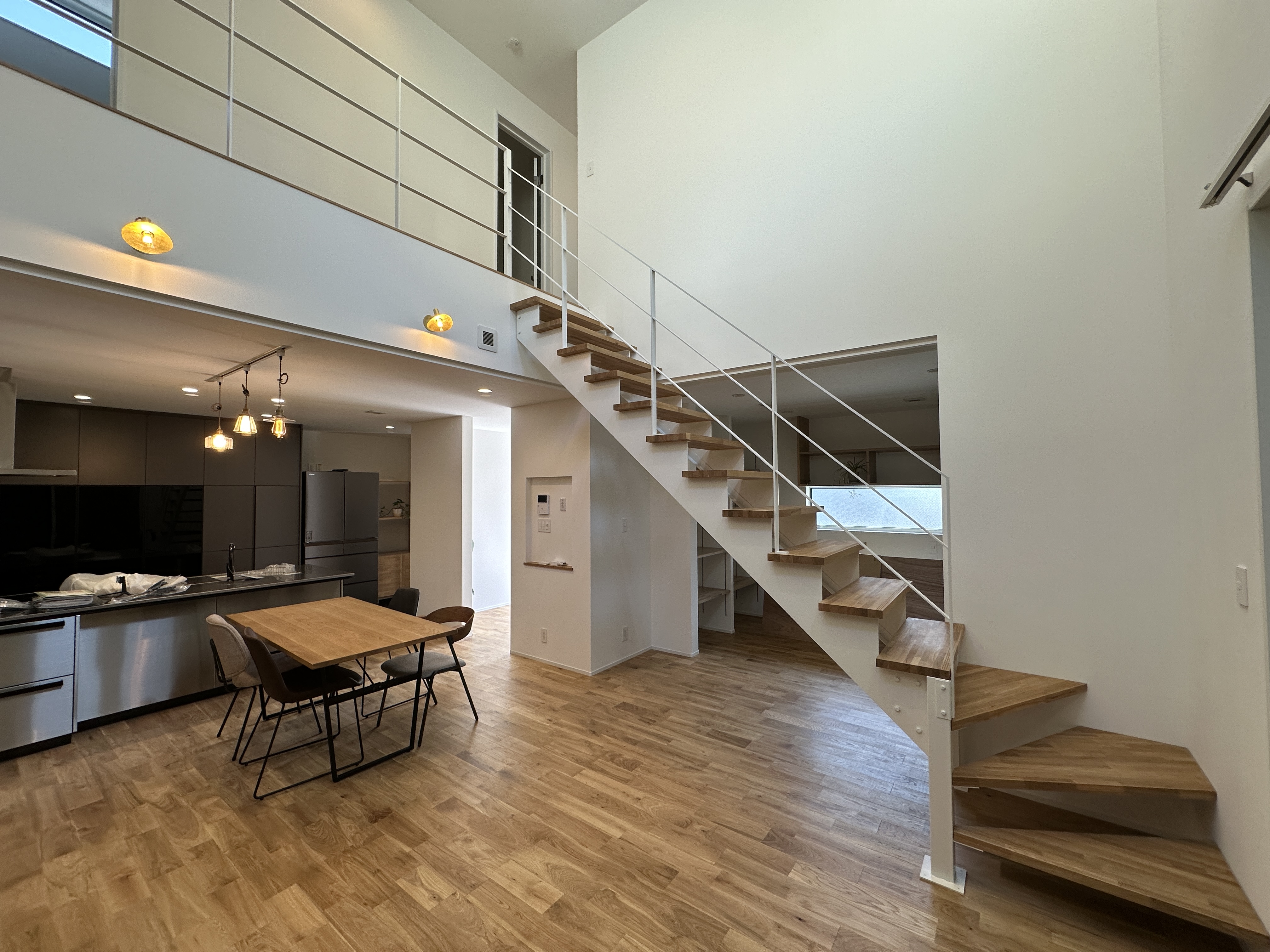 オーダーメイド鉄骨家具